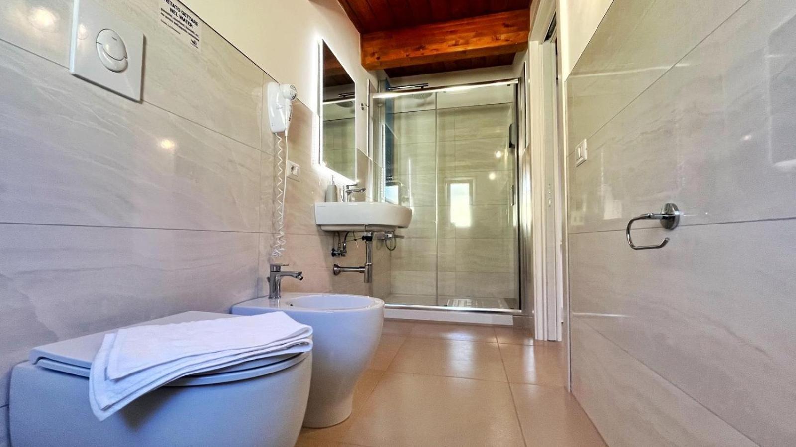 Flamingo Suites Marina di Camerota Bagian luar foto