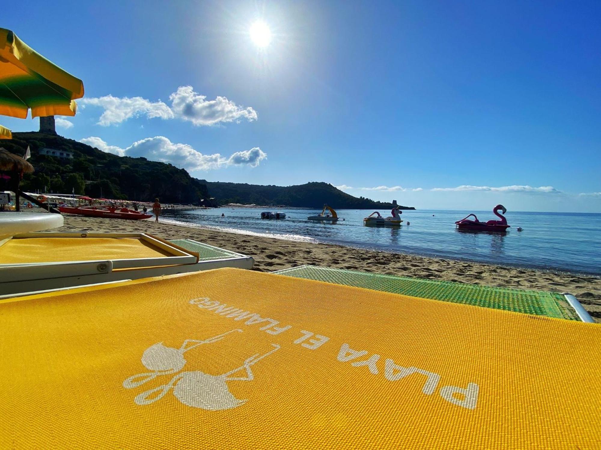 Flamingo Suites Marina di Camerota Bagian luar foto